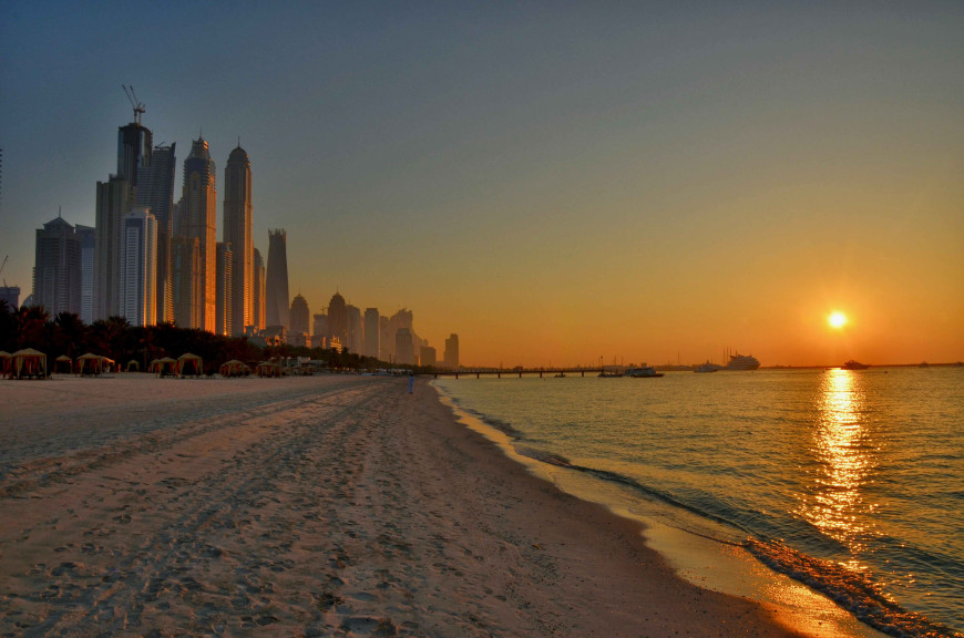 La mer et les plages en Turquie et à Dubaï : en quoi sont-elles différentes