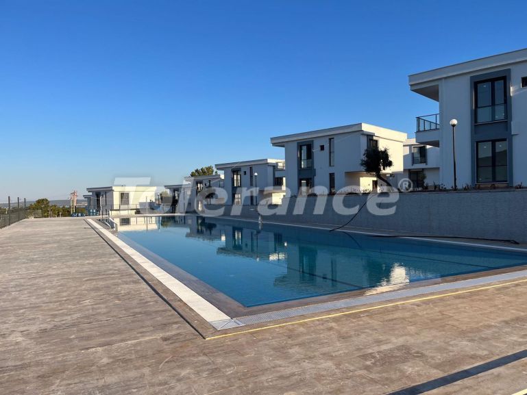 Appartement van de ontwikkelaar in Akbük, Didim zeezicht zwembad - onroerend goed kopen in Turkije - 109900