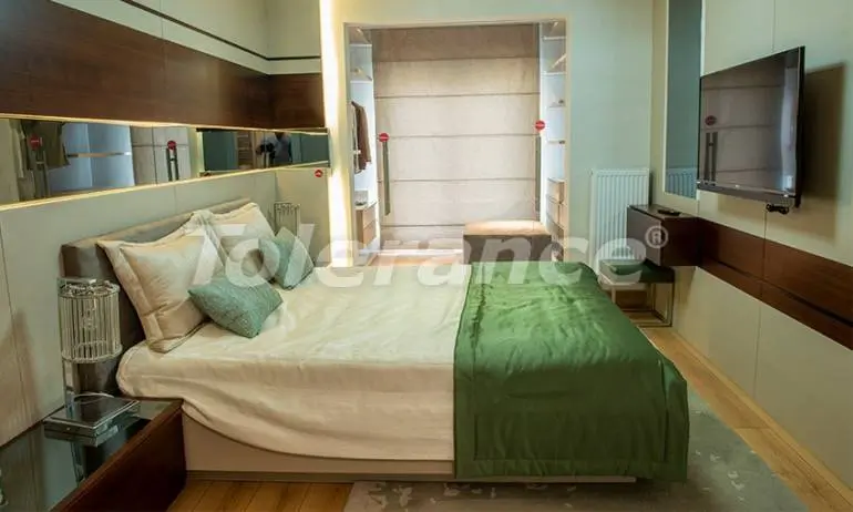 Apartment in Bahçeşehir, İstanbul with pool with installment - buy realty in Turkey - 37239