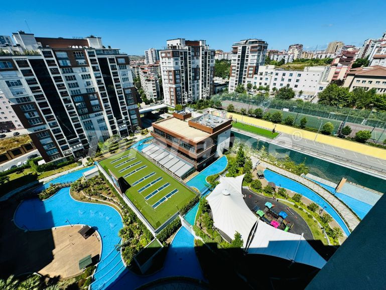 Appartement in Başakşehir, Istanboel zwembad - onroerend goed kopen in Turkije - 128954