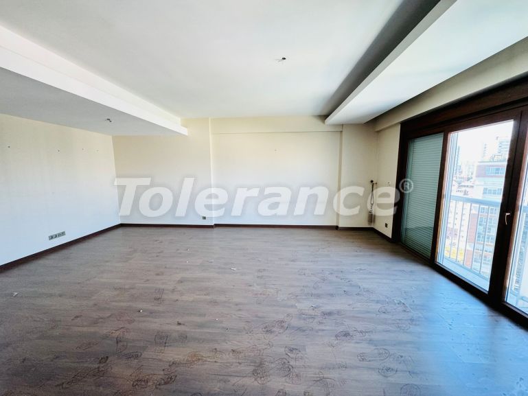 Apartment in Basaksehir, İstanbul with pool - 128967 Apartment in Basaksehir, İstanbul with pool - buy realty in Turkey - 128967