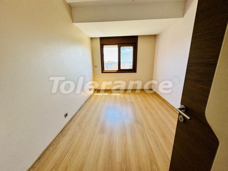 Apartment in Basaksehir, İstanbul with pool - 128972 Apartment in Basaksehir, İstanbul with pool - buy realty in Turkey - 128972