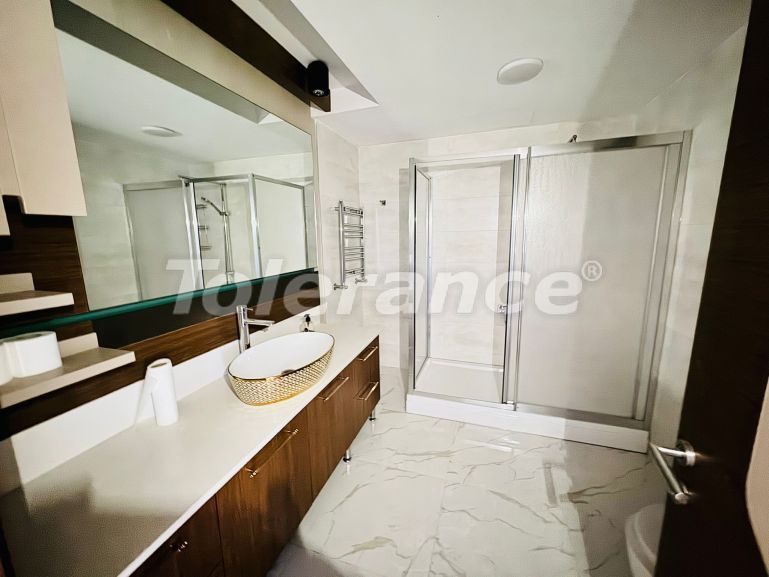 Apartment in Basaksehir, İstanbul with pool - 128974 Apartment in Basaksehir, İstanbul with pool - buy realty in Turkey - 128974