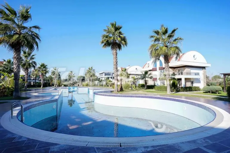 Appartement du développeur еn Belek Centre, Belek piscine - acheter un bien immobilier en Turquie - 33132