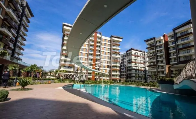 Apartment in Beylikduzu, İstanbul pool installment - buy realty in Turkey - 25812