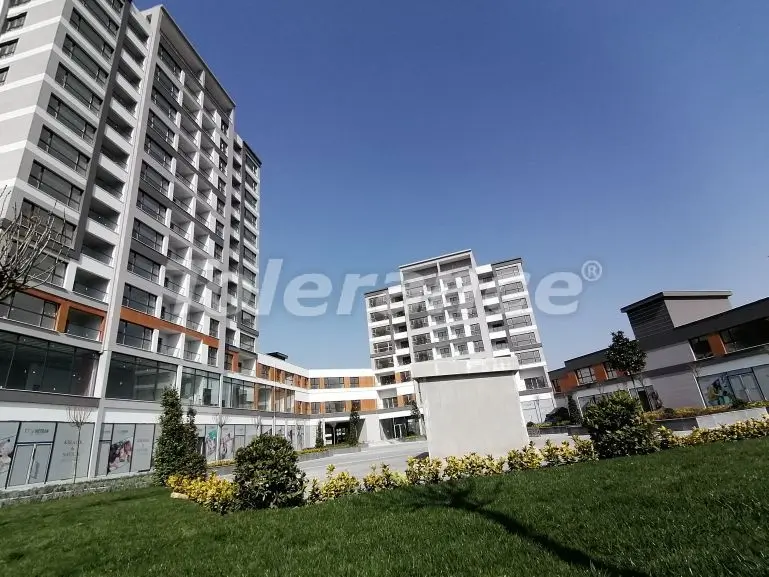 Apartment in Beylikduzu, İstanbul with pool - buy realty in Turkey - 39135