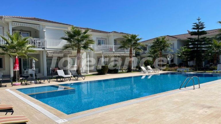 Apartment in Çamyuva, Kemer with pool - buy realty in Turkey - 111190