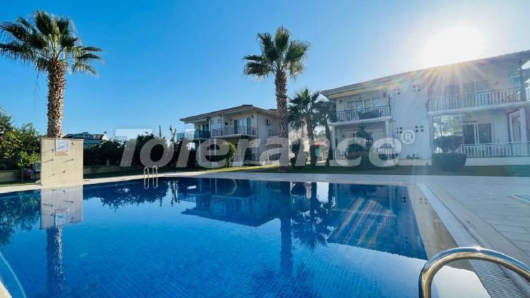 Apartment in Çamyuva, Kemer - buy realty in Turkey - 66470