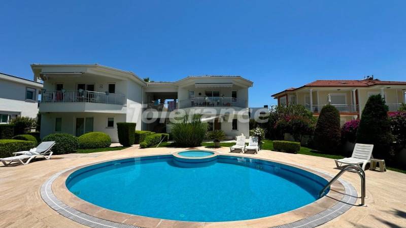 Appartement еn Çamyuva, Kemer piscine - acheter un bien immobilier en Turquie - 140665