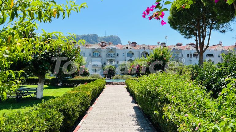 Appartement еn Kemer Centre, Kemer piscine - acheter un bien immobilier en Turquie - 135997