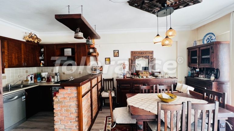 Appartement еn Kemer Centre, Kemer piscine - acheter un bien immobilier en Turquie - 136004