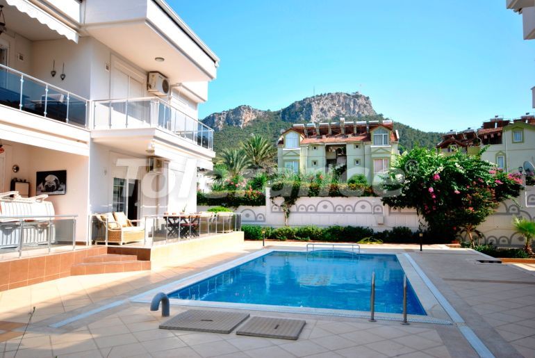 Appartement in Kemer Centrum, Kemer zwembad - onroerend goed kopen in Turkije - 136013