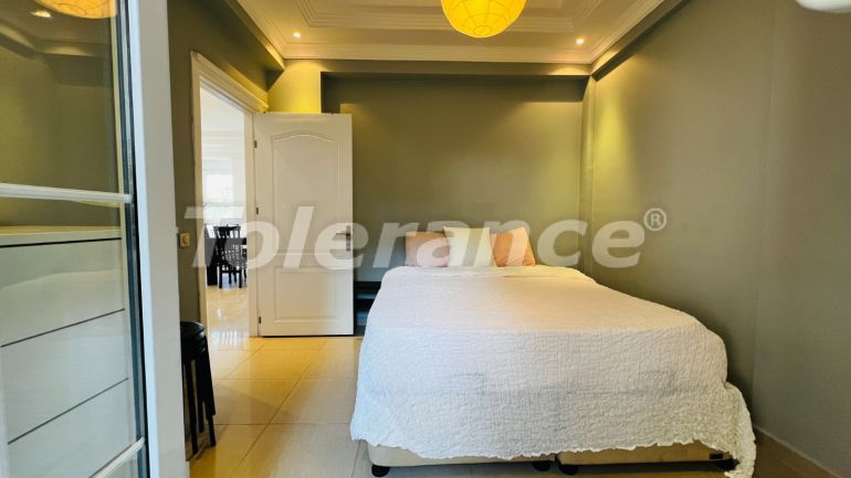 Appartement in Kemer Centrum, Kemer zwembad - onroerend goed kopen in Turkije - 136020