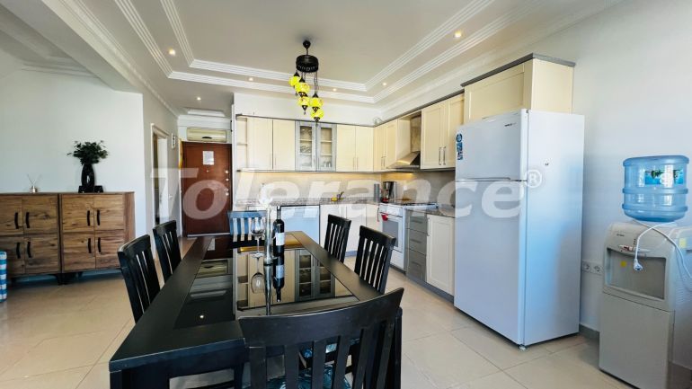 Appartement in Kemer Centrum, Kemer zwembad - onroerend goed kopen in Turkije - 136023