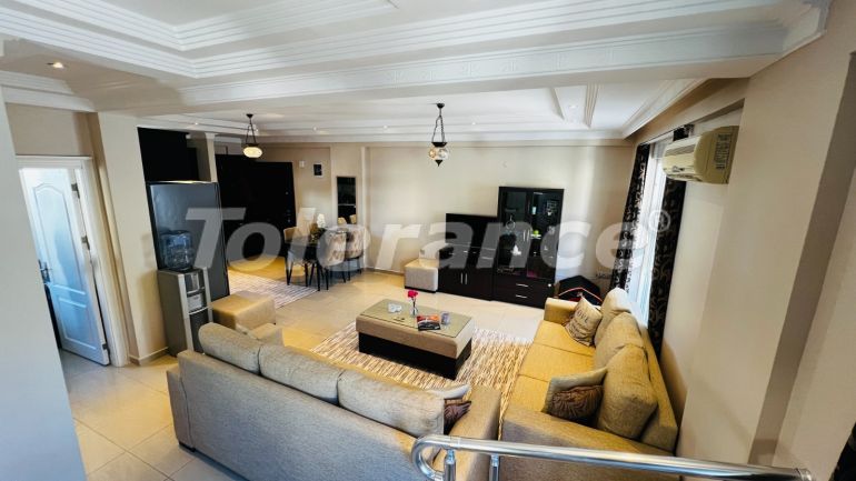 Apartment in Kemer Zentrum, Kemer pool - immobilien in der Türkei kaufen - 136096