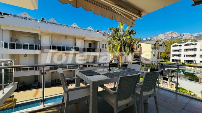 Apartment in Kemer Zentrum, Kemer pool - immobilien in der Türkei kaufen - 136097