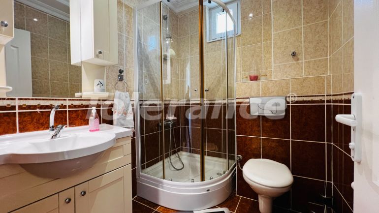 Apartment in Kemer Zentrum, Kemer pool - immobilien in der Türkei kaufen - 136104