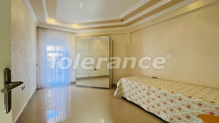Appartement еn Kemer Centre, Kemer piscine - acheter un bien immobilier en Turquie - 136146