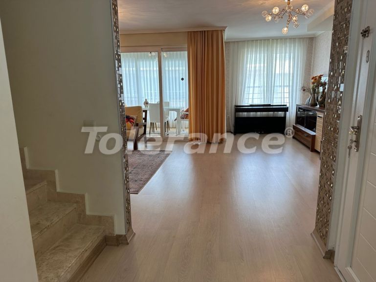 Appartement еn Kemer Centre, Kemer piscine - acheter un bien immobilier en Turquie - 137772