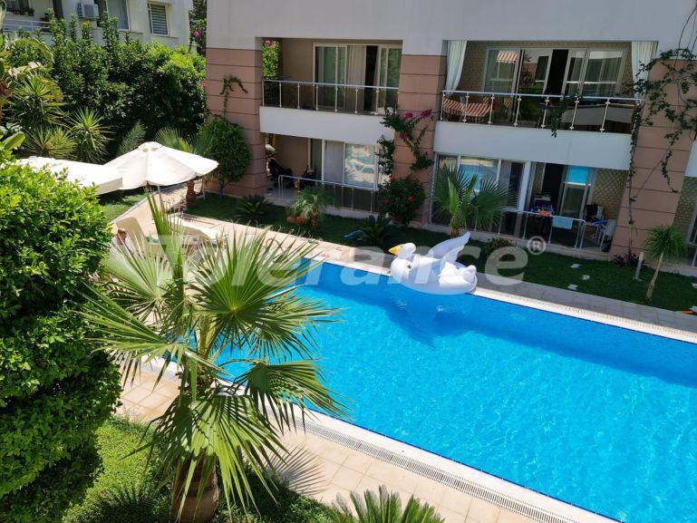 Appartement еn Kemer Centre, Kemer piscine - acheter un bien immobilier en Turquie - 137791