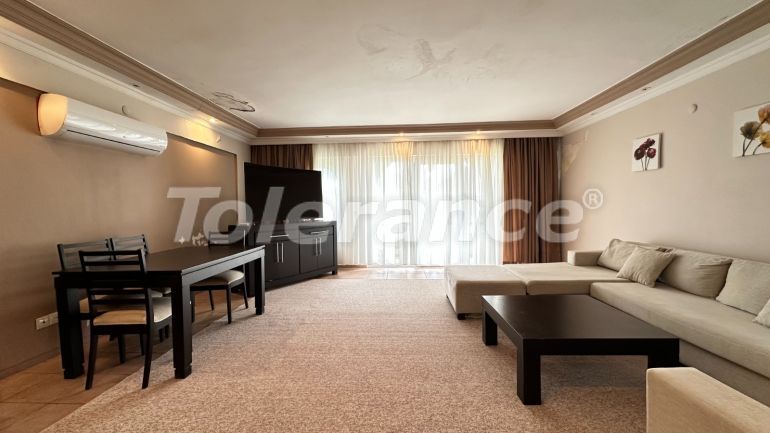 Appartement еn Kemer Centre, Kemer piscine - acheter un bien immobilier en Turquie - 139476