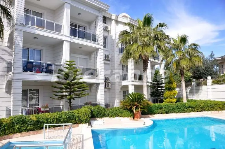 Appartement du développeur еn Kemer Centre, Kemer piscine - acheter un bien immobilier en Turquie - 8770