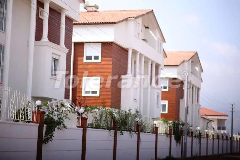 Apartment from the developer in Döşemealtı, Antalya pool - buy realty in Turkey - 13889