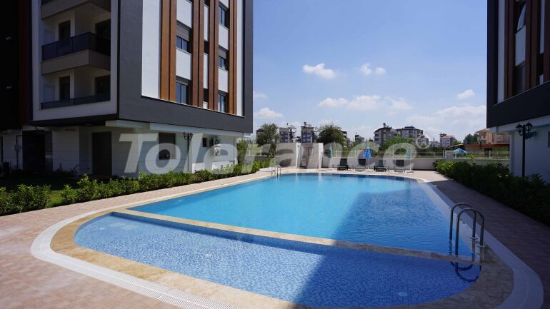 Appartement van de ontwikkelaar in Döşemealtı, Antalya zwembad - onroerend goed kopen in Turkije - 57988