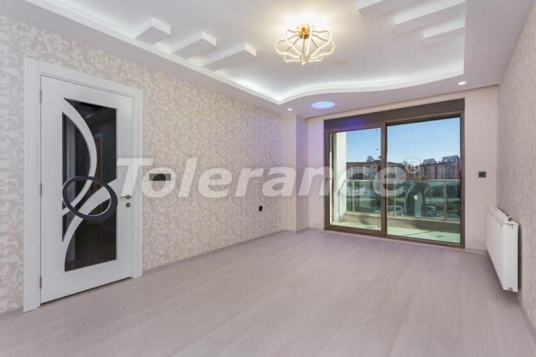 Apartment from the developer in Döşemealtı, Antalya with pool - buy realty in Turkey - 65024