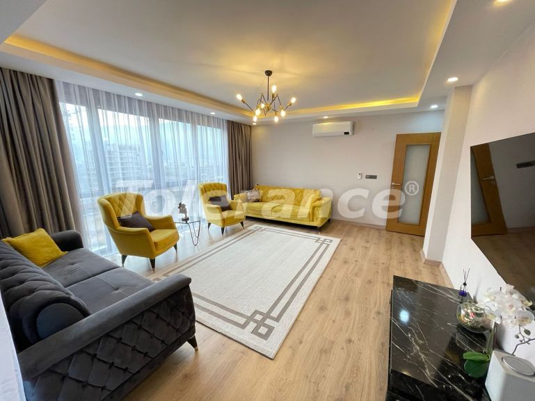 Appartement in Döşemealtı, Antalya zwembad - onroerend goed kopen in Turkije - 70537
