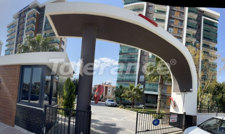 Apartment in Döşemealtı, Antalya with pool - buy realty in Turkey - 70647