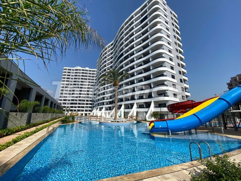 Apartment in Erdemli, Mersin with sea view with pool - buy realty in Turkey - 125850