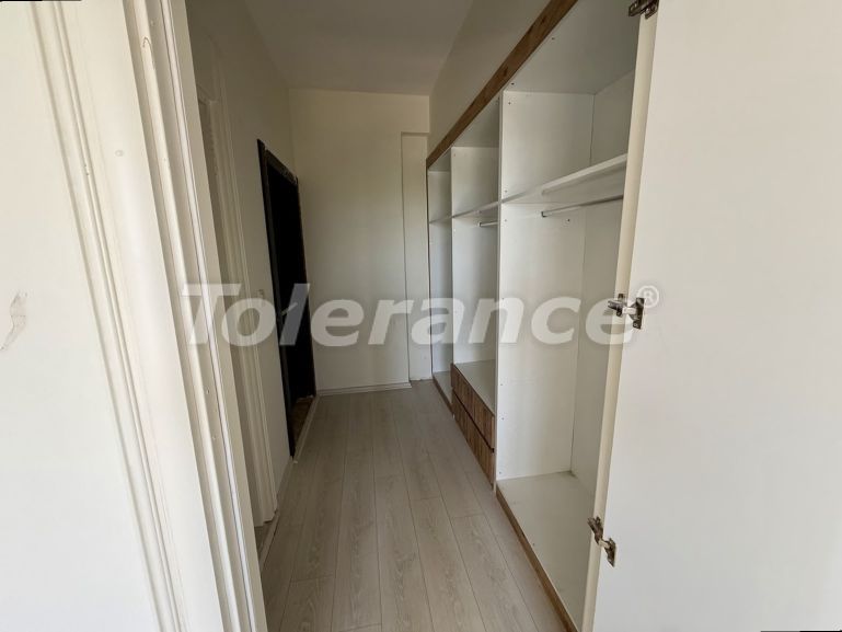 Apartment in Erdemli, Mersin with pool - buy realty in Turkey - 142494