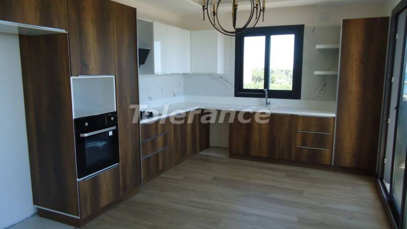 Appartement in Erdemli, Mersin zeezicht - onroerend goed kopen in Turkije - 45222