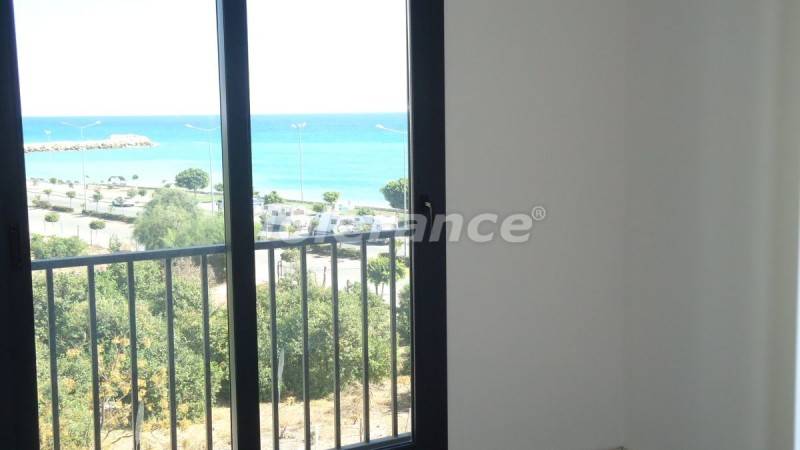 Appartement in Erdemli, Mersin zeezicht - onroerend goed kopen in Turkije - 45235