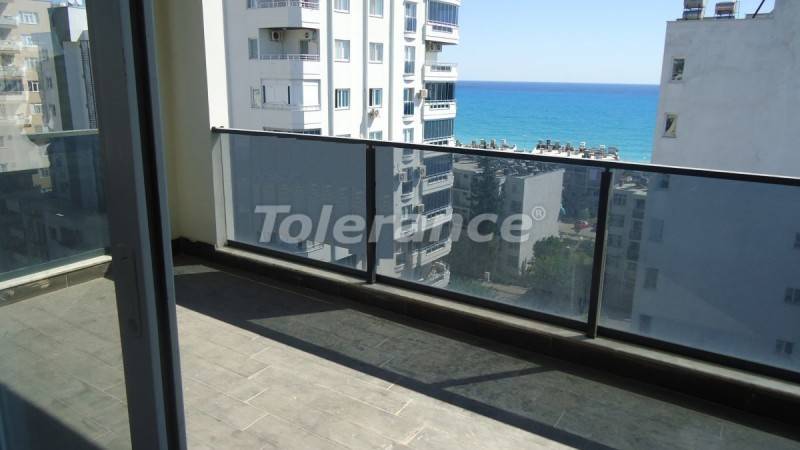 Appartement in Erdemli, Mersin zeezicht - onroerend goed kopen in Turkije - 45347