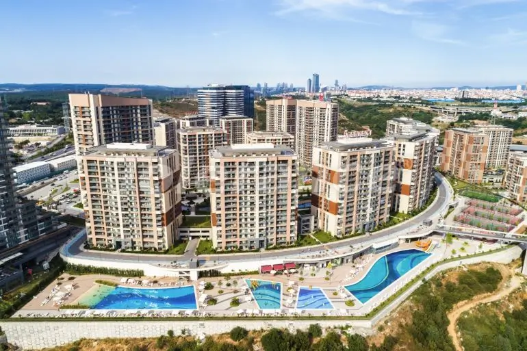 Apartment in Eyupsultan, İstanbul pool - buy realty in Turkey - 36219