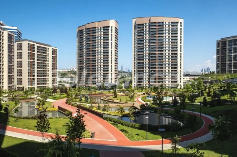 Apartment in Eyupsultan, İstanbul pool - buy realty in Turkey - 36226