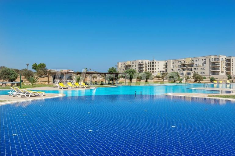 Apartment in Famagusta, Northern Cyprus with sea view with pool with installment - 71145 Apartment in Famagusta, Northern Cyprus with sea view with pool with installment - buy realty in Turkey - 71145