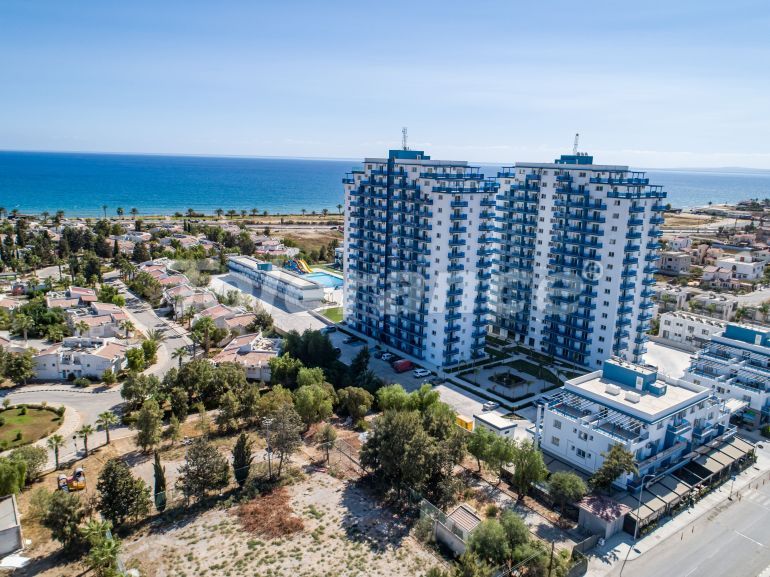 Apartment in Famagusta, Northern Cyprus with sea view with pool with installment - buy realty in Turkey - 71317