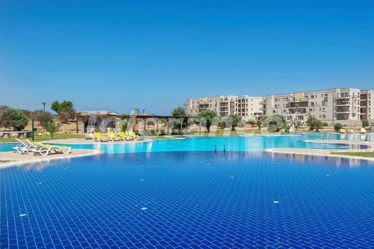 Appartement in Famagusta, Noord-Cyprus zeezicht zwembad - onroerend goed kopen in Turkije - 71351
