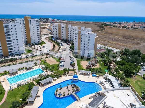 Appartement van de ontwikkelaar in Famagusta, Noord-Cyprus zwembad - onroerend goed kopen in Turkije - 76229