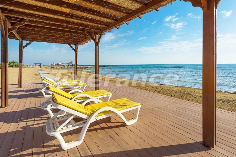 Apartment in Famagusta, Northern Cyprus with sea view with pool with installment - 85982 Apartment in Famagusta, Northern Cyprus with sea view with pool with installment - buy realty in Turkey - 85982
