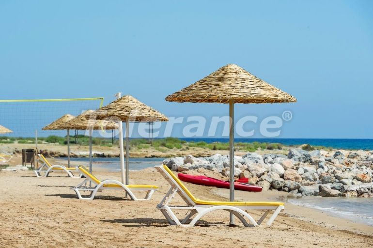 Apartment in Famagusta, Northern Cyprus with sea view with pool with installment - 85984 Apartment in Famagusta, Northern Cyprus with sea view with pool with installment - buy realty in Turkey - 85984