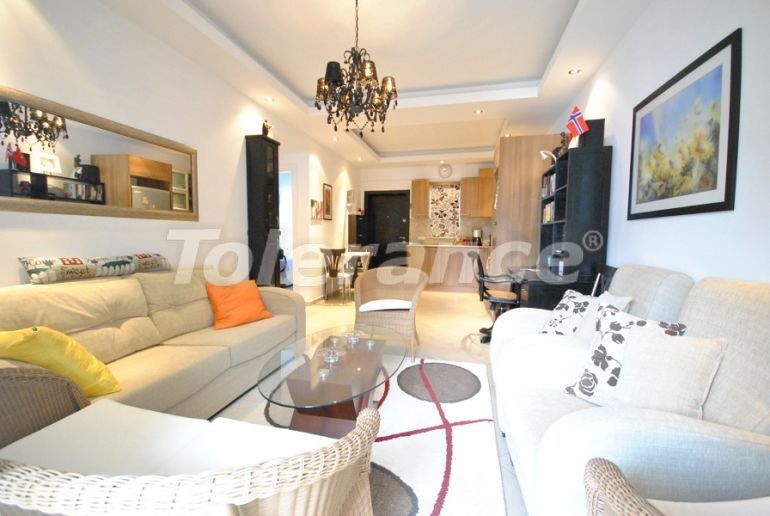 آپارتمان که در گوینوک, کمر استخر - خرید ملک در ترکیه - 43827
