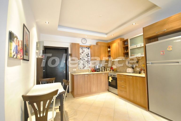 آپارتمان که در گوینوک, کمر استخر - خرید ملک در ترکیه - 43829