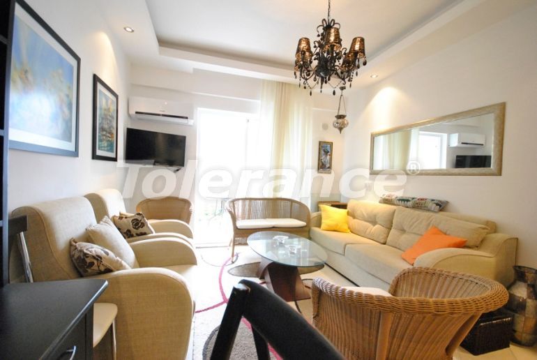 آپارتمان که در گوینوک, کمر استخر - خرید ملک در ترکیه - 43831