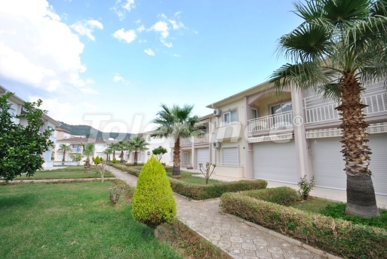 آپارتمان که در گوینوک, کمر استخر - خرید ملک در ترکیه - 43836