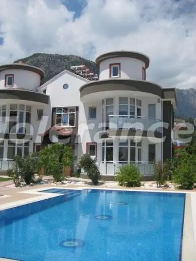 Appartement in Göynük, Kemer zwembad - onroerend goed kopen in Turkije - 8508