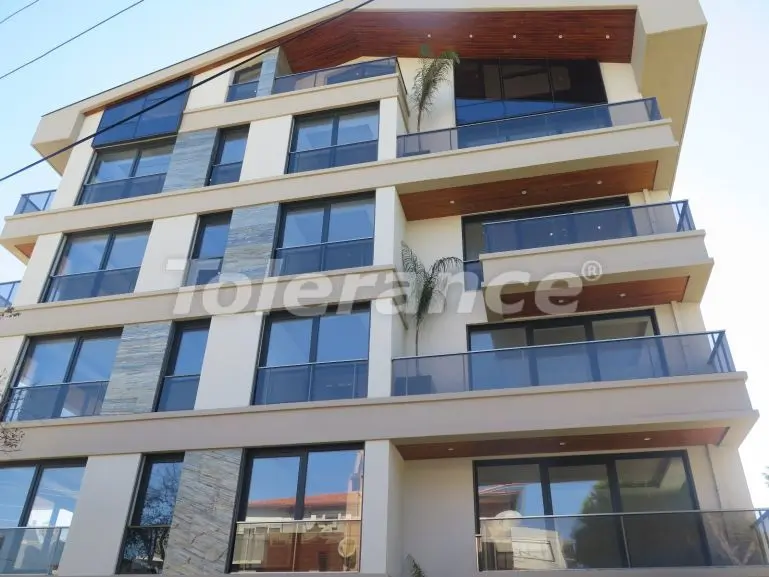 Apartment in Güzelbahçe, İzmir pool - buy realty in Turkey - 27634